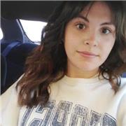 Soy graduada en finanzas, ahora estudiante de derecho. Soy buena con niños y adolescentes de hasta 1º de bachillerato